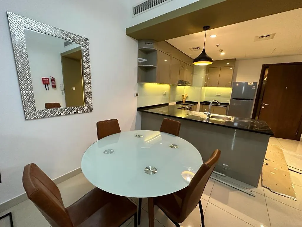 1 Bhk Fully Furnished Apartment. Modern Design With Monthly Rental Option Applicable. Дубай 0*,